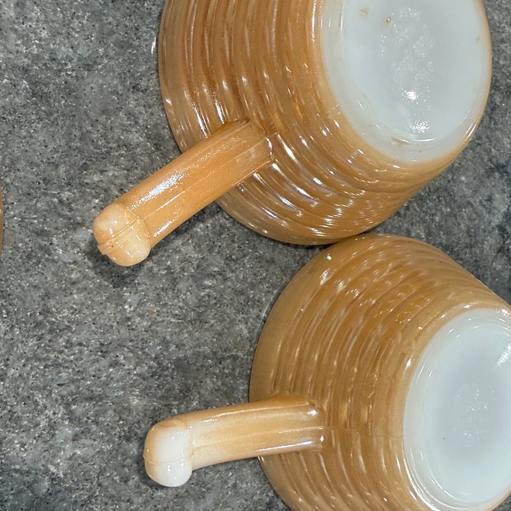 Fire King Peach Lustre Beehive Bowls with handle S/8 Vintage 1950’s - Picture 15 of 16
